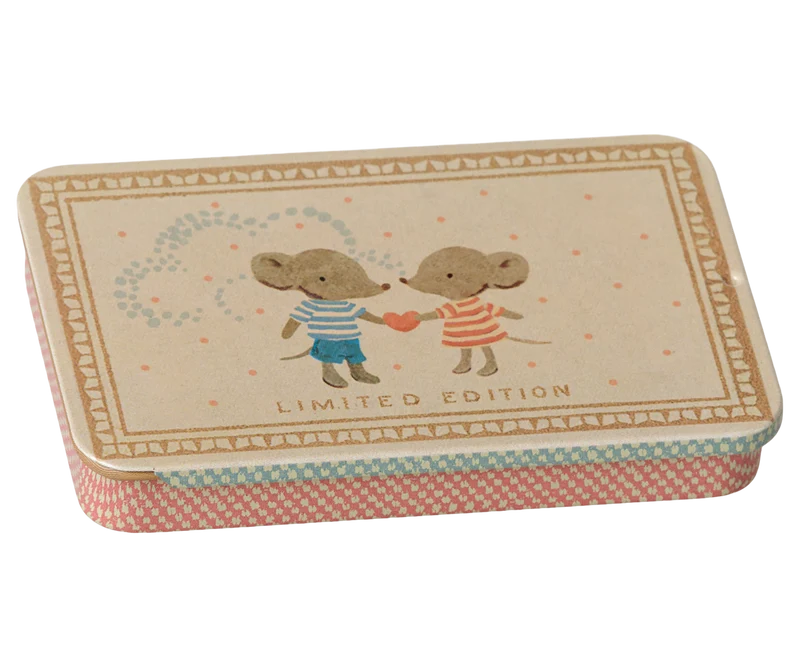 Metal box w. sliding lid - Mice