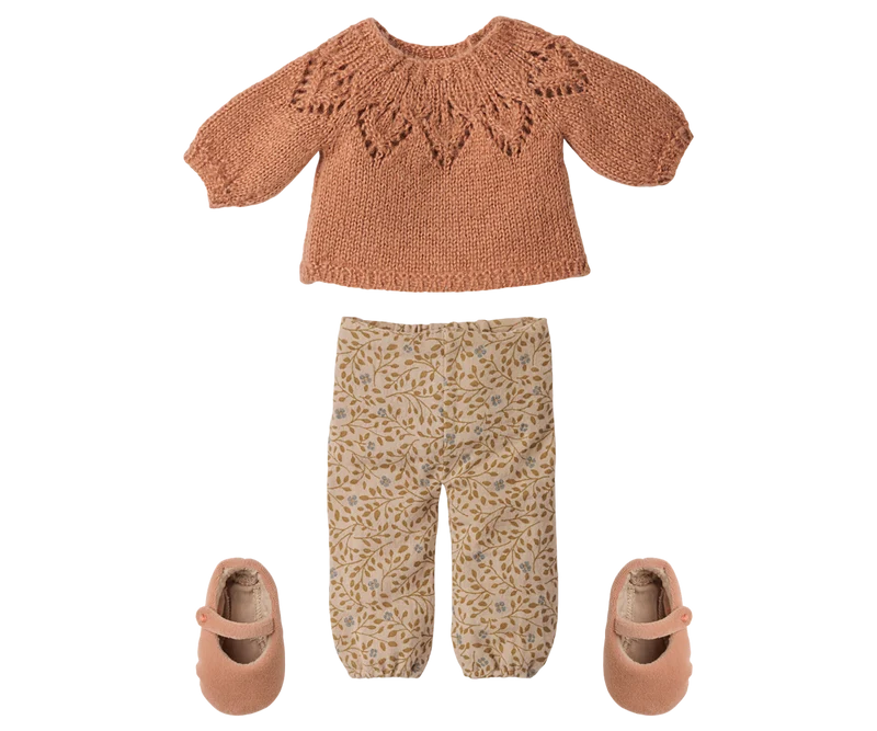 Pants and knitted sweater, Size 3 - Vintage powder