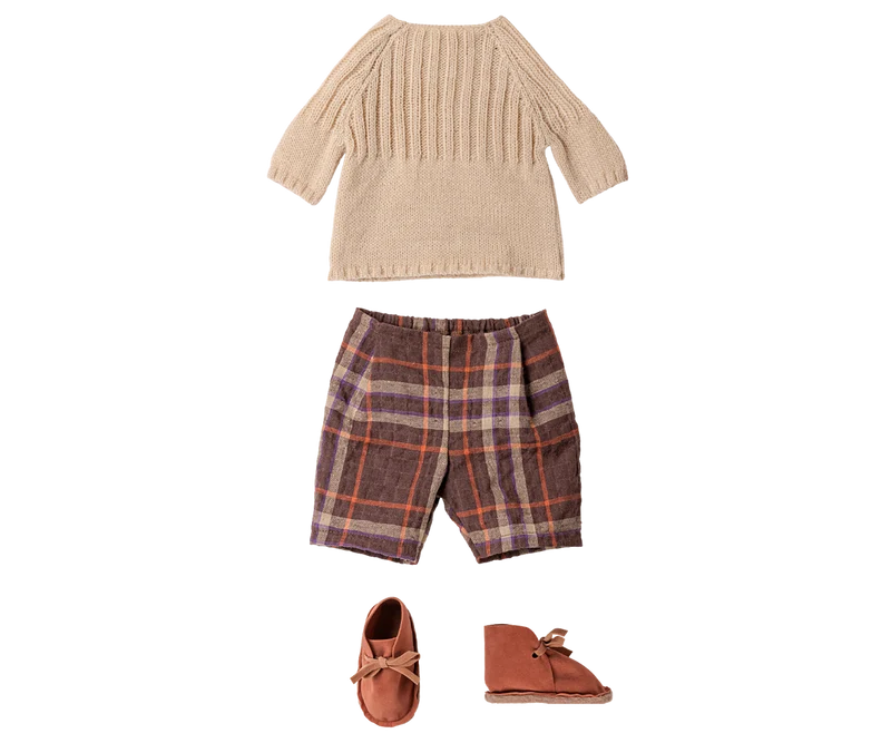 Pants and knitted sweater, Size 4 - Off white