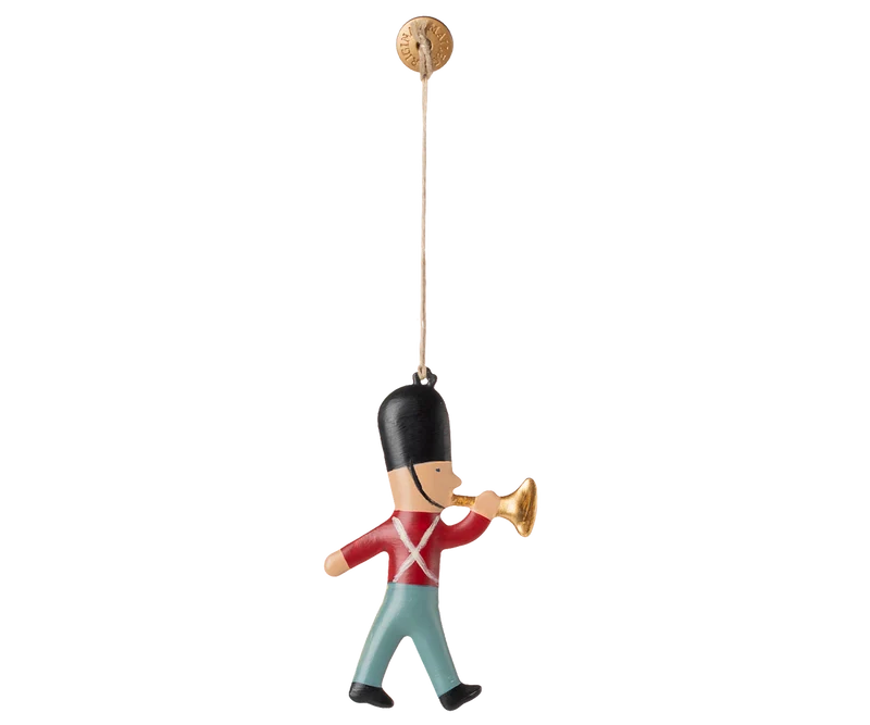 Metal ornament, Guard - Trumpet