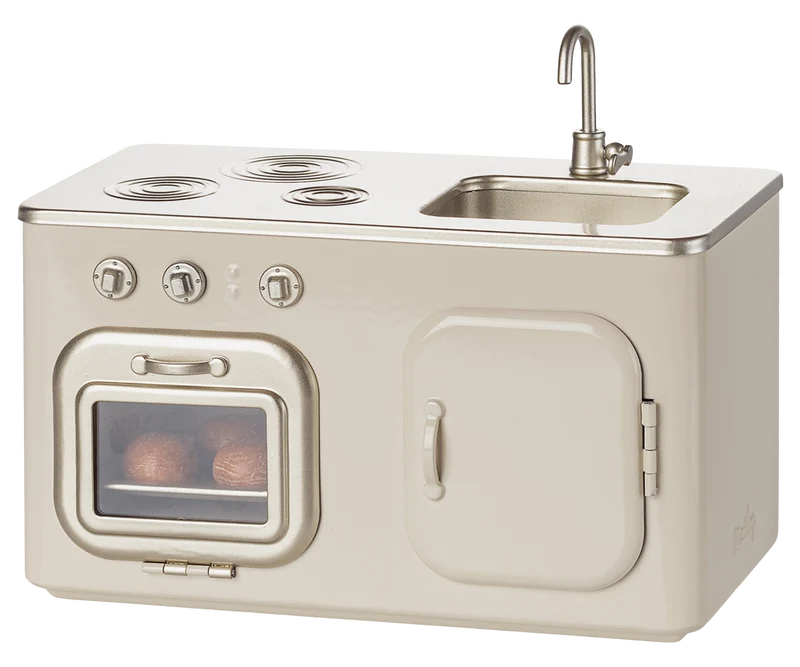 Kitchen, Miniature
