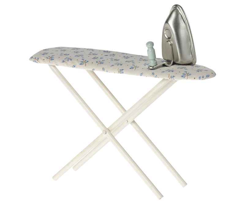 Iron and ironing board, Miniature