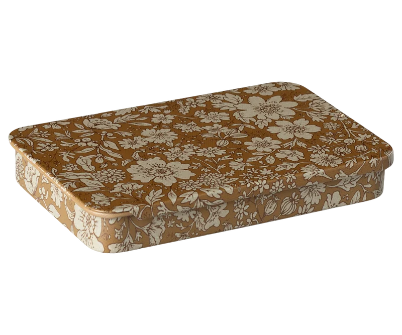 Metal box w. sliding lid, Blossom - Ocher