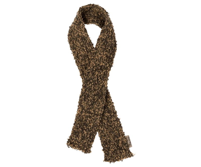 Puppy supply, Knitted scarf