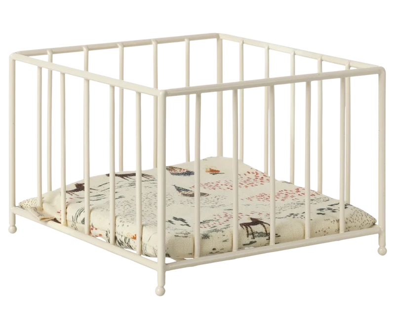 Playpen, Micro