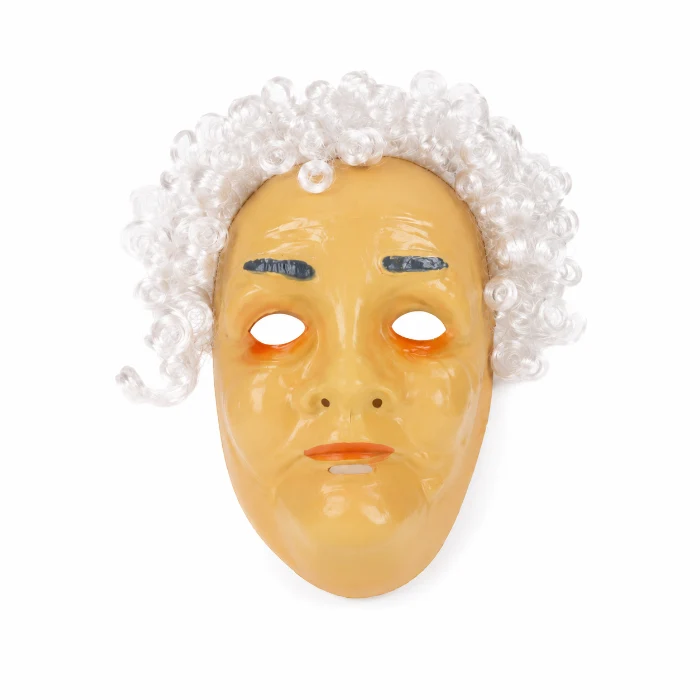 Masker Sarah 50 jaar met haar gezichtsbedekkend